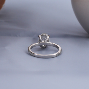 Anillo de compromiso de Halo y pavé oculto de diamante cultivado en laboratorio de corte ovalado, anillo de diamante CVD, anillo de regalo de aniversario de oro sólido de 10KT - Product Image 2