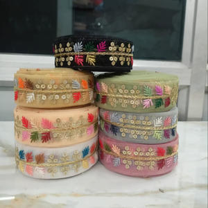 Tissu en dentelle brodée en gros pour vêtements de mode Fabricant de tissu en dentelle brodée sur mesure - Product Image 1