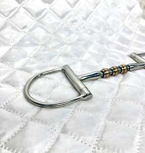 อุปกรณ์ขี่ม้าคุณภาพสูง รุ่นใหม่ปี 2025 พร้อมโลโก้สั่งทำ ห่วงหมุนแบบลูกบอล ปากบังเหียนทำจากทองแดงผสมเหล็กกล้าหวาน - Product Image 1