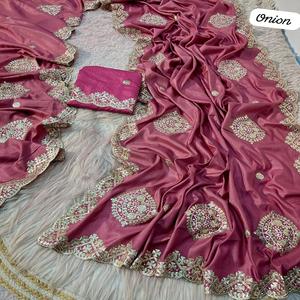 Sari indien élégant pour femmes, style Bollywood, en soie chocolat fleurie, avec broderie Foilgotapatti, design traditionnel, fabriqué en Inde - Product Image 1