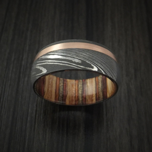 Bague pour homme en acier Damas forgé à la main, large alliance avec motif en bois superposé, bijoux artisanaux en gros - Product Image 6