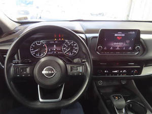 Nissan Rogue Gris 2023 en Perfecto Estado - Product Image 3