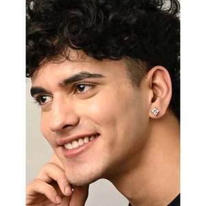 Pendientes de Moissanita Radiante Asscher de 0.5 Ct de una Sola Pieza para Hombre - Product Image 6