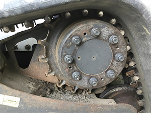 Excelente Estado, Alta Operatividad, Cargadora Compacta de Orugas Bobcat T700 2015 para Movimiento de Tierras en Venta con Envío a Todo el Mundo - Product Image 4