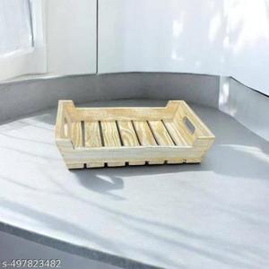 Plateau de service en bois poli supérieur avec forme rectangulaire classique Aspect élégant Facile à nettoyer Parfait pour servir des boissons et des aliments - Product Image 3