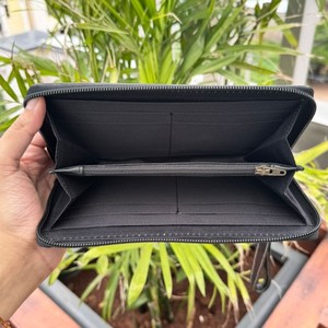 Portefeuille sculpté usiné à la main pochette étui de téléphone élégant beau portefeuille de créateur multi-usages portefeuilles de bracelet en cuir occidental - Product Image 6