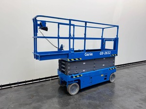 รถกระเช้าไฟฟ้า Genie GS2632 E-Drive รุ่นปรับปรุงใหม่ ผ่านการทดสอบการใช้งานแล้ว  แพลตฟอร์มยกสูงสำหรับงานก่อสร้าง - Product Image 2