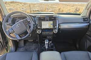 Toyota 4Runner TRD Pro 2020 Usada, 14300 Millas, 1 Dueño, Motor V6, Tracción en las 4 Ruedas, Verde, Sin Modificaciones - Product Image 4