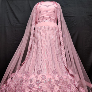Vente en gros de filet souple moderne 2.8M Dupatta 4 bords latéraux 1.2M Choli de travail rose pour fête Lehenga Choli - Product Image 1