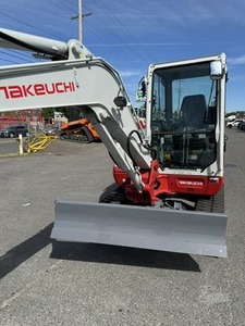 รถขุดขนาดเล็ก TAKEUCHI TB240 รุ่นมินิครอว์เลอร์ - Product Image 6
