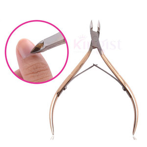 Coupe-ongles en acier inoxydable de qualité chirurgicale Pince à cuticules personnalisée avec lames tranchantes pour les doigts et les orteils - Product Image 2