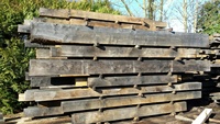 Vente en gros de poutres en chêne de qualité sciées originales françaises européennes de 2 m à 15 m de pièces à bords carrés pour la construction