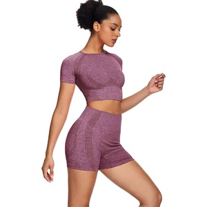 ชุดโยคะสำหรับผู้หญิงเลกกิ้งสั้นระบายอากาศได้พิมพ์ลายโลโก้ได้ตามต้องการ - Product Image 5