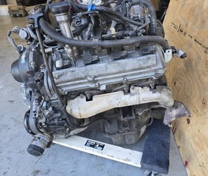 Moteur complet 2UZ FE VVTI d'occasion JDM d'origine - Product Image 2