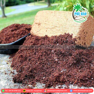 TOP PRODUCT Hydrophilic Coconut Peat with Low EC For Commercial and Hobby Gardens From Vietnam - Product Image 4