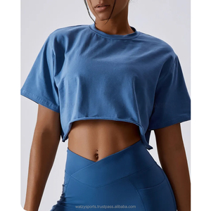 Offre Spéciale femme Logo personnalisé Mini mignon sans manches haut court 100% coton coupe ample solide entraînement débardeur haut court - Product Image 3
