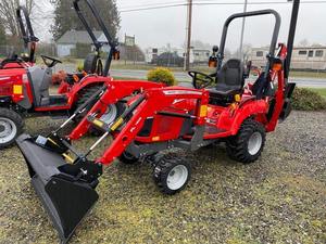 Tracteur Massey Ferguson MF GC1725MB d'occasion très résistant avec chargeur avant et pelleteuse Disponible en stock - Product Image 2
