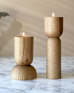 Decoraciones de mesa Antigüedades rústicas Candelabros de madera 3 piezas Base de madera de pino natural Portavelas - Product Image 1