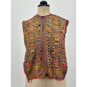 Panel de Vestido Bordado a Mano con Diseño Tribal Afgano para Mujer, para Usar como Prenda Exterior - Product Image 1