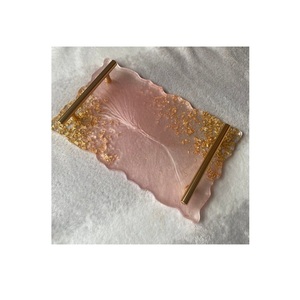 Plateau rectangulaire en résine avec poignée en métal, plateau en résine époxy de qualité supérieure pour cadeau de mariage à prix avantageux - Product Image 6