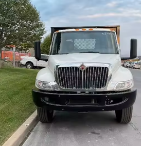 Camión de plataforma plana International MV607 de 26 pies, usado recientemente, año 2020 - 250HP, 6 velocidades, automático, listo para envío puerta a puerta - Product Image 4