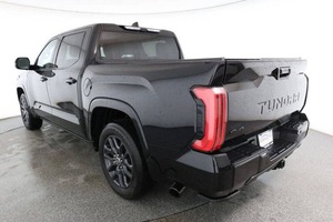 โตโยต้า ทุนดรา แพลตตินัม รุ่นมาตรฐานปี 2023 - Product Image 4