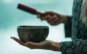 Rabeh fabricants en gros fabriqués en chine métal laiton fait à la main yoga bol sonore guérison ensemble méditation bols chantants - Product Image 5