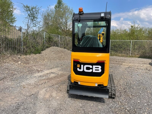 Mini-excavatrice sur chenilles compacte JCB, machine d'excavation hydraulique pour chantiers étroits - Product Image 4