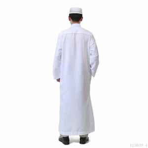 Vente en gros de vêtements Usine islamique de Dubaï de haute qualité Oman Jubba Designs White Arabia Jubbah Thobe Saoudi pour hommes - Product Image 4
