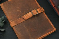 Cubierta de libro bíblico clásico de cuero genuino para regalo Cristiano Perfecto para hombres y mujeres cubierta de libro de cuero genuino personalizada