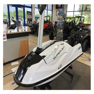 Moto Acuática SuperJet de 4 Tiempos, de Fibra de Vidrio, Automática, 3 Asientos, Menos de 115HP, para Mercados Globales y Centros Deportivos Acuáticos - Product Image 4