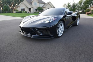 Chevrolet Corvette Stingray Coupé 2023 d'occasion en excellent état - Product Image 2