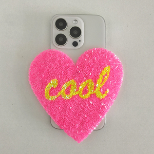 Patch brodé de sequins en forme de cœur rose pour la décoration de vêtements - Product Image 3