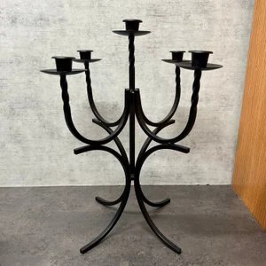 Nuevos candelabros decorativos de hierro con cinco brazos recubiertos de polvo negro para el hogar y la Mesa de la boda centros de mesa de decoración - Product Image 6