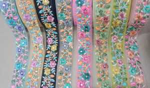 Cordones Bordados florales hechos a medida en una amplia variedad de colores para fabricantes de lazos y bandas para el cabello - Product Image 6