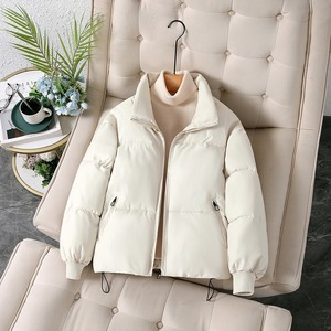 Manteaux d'hiver matelassés pour femmes, respirants, chauds et épais, en duvet, personnalisés, en coton, couleur verte, veste d'hiver pour femmes - Product Image 6
