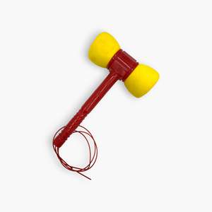 Livraison Gratuite Marteau d'Arcade en Plastique à Double Éponge avec Poignée Rouge et Tête Jaune, Cordon de 43 Pouces et Poids de 0,34 lb - Product Image 2
