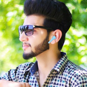 Écouteurs de jeu intra-auriculaires sans fil Digitalome EP-027 avec microphone Connecteurs étanches de type C pour téléphones mobiles - Product Image 6