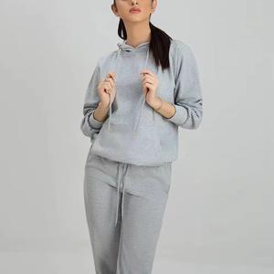 Wholesale Best Supplier Jogging Wear Adult Size Women <b>Tracksuit</b> Comfortable Fit Long Sleeve 2 Piece Set Women <b>Tracksuits</b> women - Product Image 3