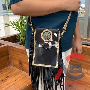 Venta caliente 2024 pelo hecho a mano en cuero de vaca gran bolso bandolera móvil para mujeres occidental cuero genuino Concho monederos para Teléfono Celular - Product Image 1