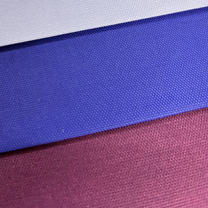 ผ้าเชิ้ตโพลีคอตตอนลายตาข่ายคุณภาพพรีเมียม วัสดุส่งออกคุณภาพสูงสำหรับทำเสื้อในราคาที่เข้าถึงได้ - Product Image 1