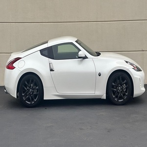2021 N-i-s-s-a-n 3 7 0 Z Coupe 6-Speed Manual V6 Power bajo kilometraje y precio asequible en stock listo para enviar - Product Image 2
