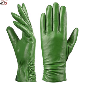 Gants d'habillage en cuir Logo personnalisé Gants de robe en cuir durables et résistants pour femmes du Pakistan - Product Image 1