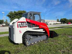 TAKEUCHI TL120 with Cab, HIGH FLOW with <b>Air</b> <b>Conditioning</b>/Heat Skid Steer Loader - Product Image 3