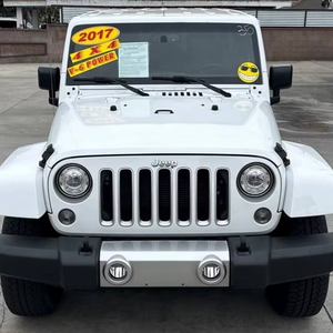 Voiture d'occasion fiable Jeep Wrangler Unlimited Sahara 4 portes SUV 4x4 (3.6L 6 cylindres 5A) 2017 - Product Image 1