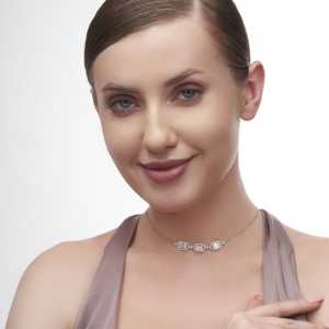 Collier halo en diamant de laboratoire Radiant 534 Ct en or blanc 14 carats, bijoux de luxe faits à la main - Product Image 1