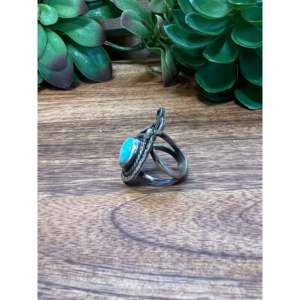 Anillo coleccionable de turquesa y plata de ley con motivos culturales navajo, talla 5.75 - Product Image 3