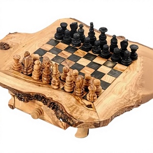 ชุดหมากรุกตกแต่งสไตล์ชนบท พร้อมตัวหมากกว่า 20 ชิ้น ขนาด 30 ซม. ทำจากไม้มะกอก - Product Image 1