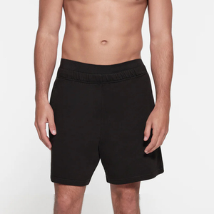 Pantalones cortos de gimnasio ligeros para hombre para verano Tela de poliéster transpirable Patrón sólido personalizable Ecológico - Product Image 4