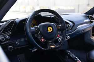 SUPER CLEAN 2024 488 SUV Automático, Volante a la Izquierda, Asientos de Cuero, Neumáticos R18, Portaequipajes de Aluminio, Interior Oscuro, Listo para Enviar - Product Image 5